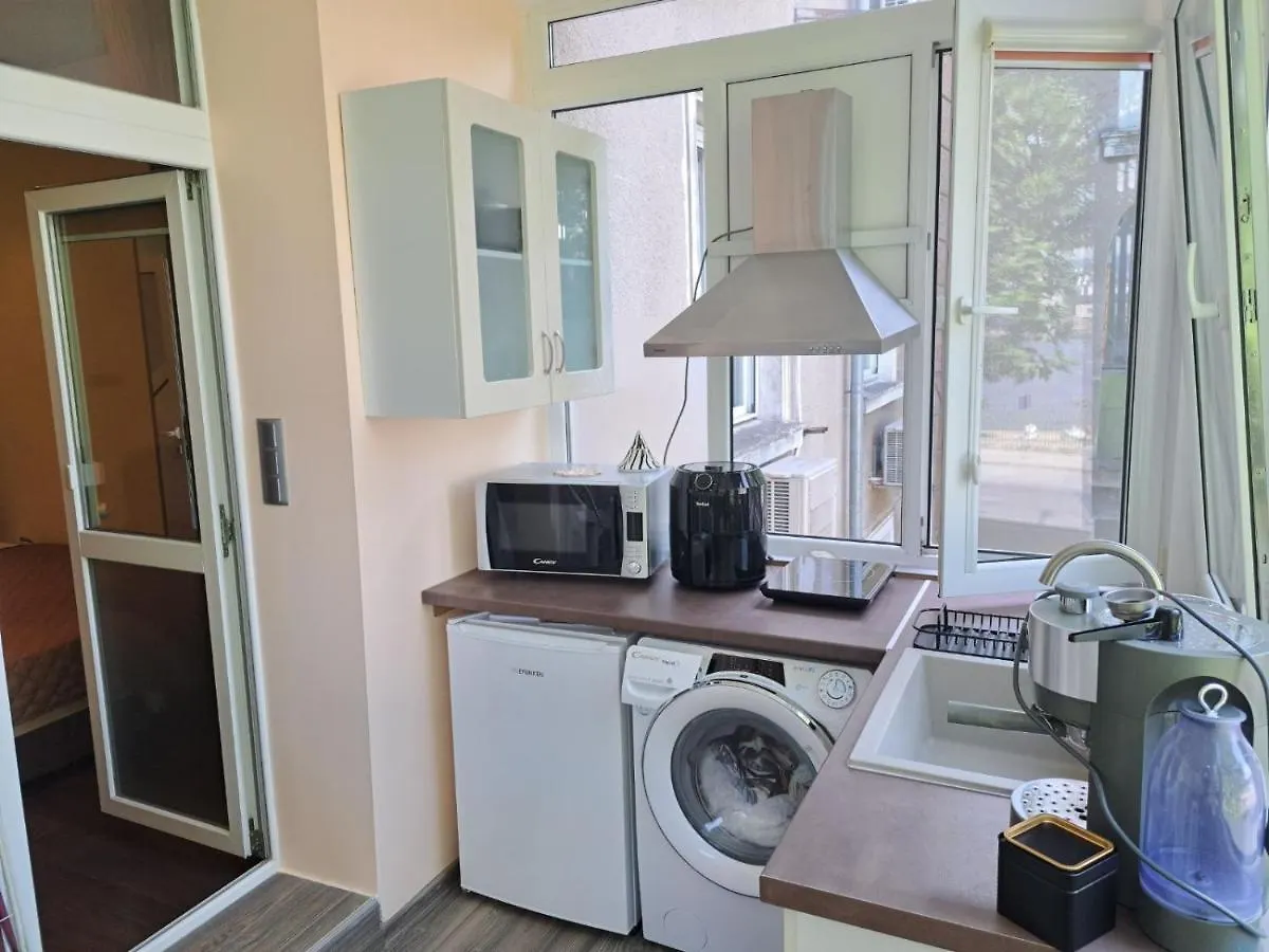 Sea Vibes Apartment - Free Public Parking, Wifi, Cable & Smart Tv, 0,9 Km To Beach Varna Bulgaristan