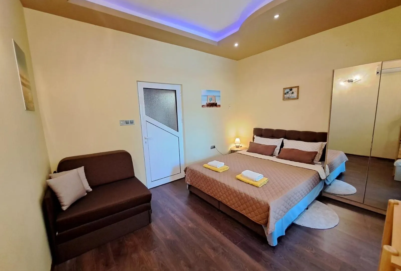 Sea Vibes Apartment - Free Public Parking, Wifi, Cable & Smart Tv, 0,9 Km To Beach Varna Bulgaristan